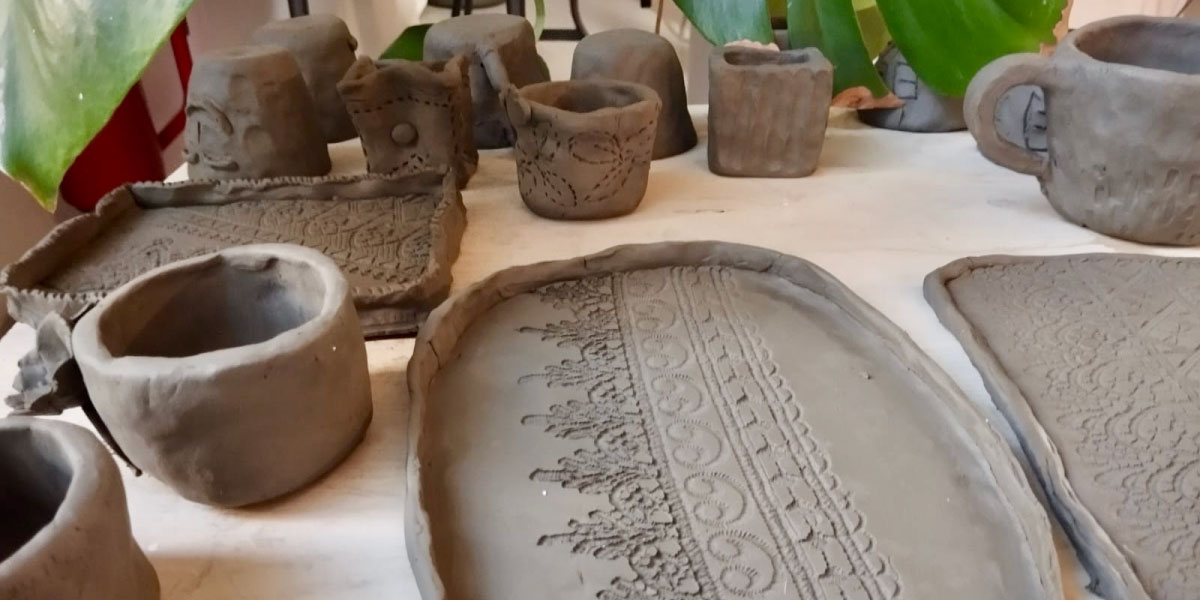 corso-ceramica-base-modella-argilla-milano